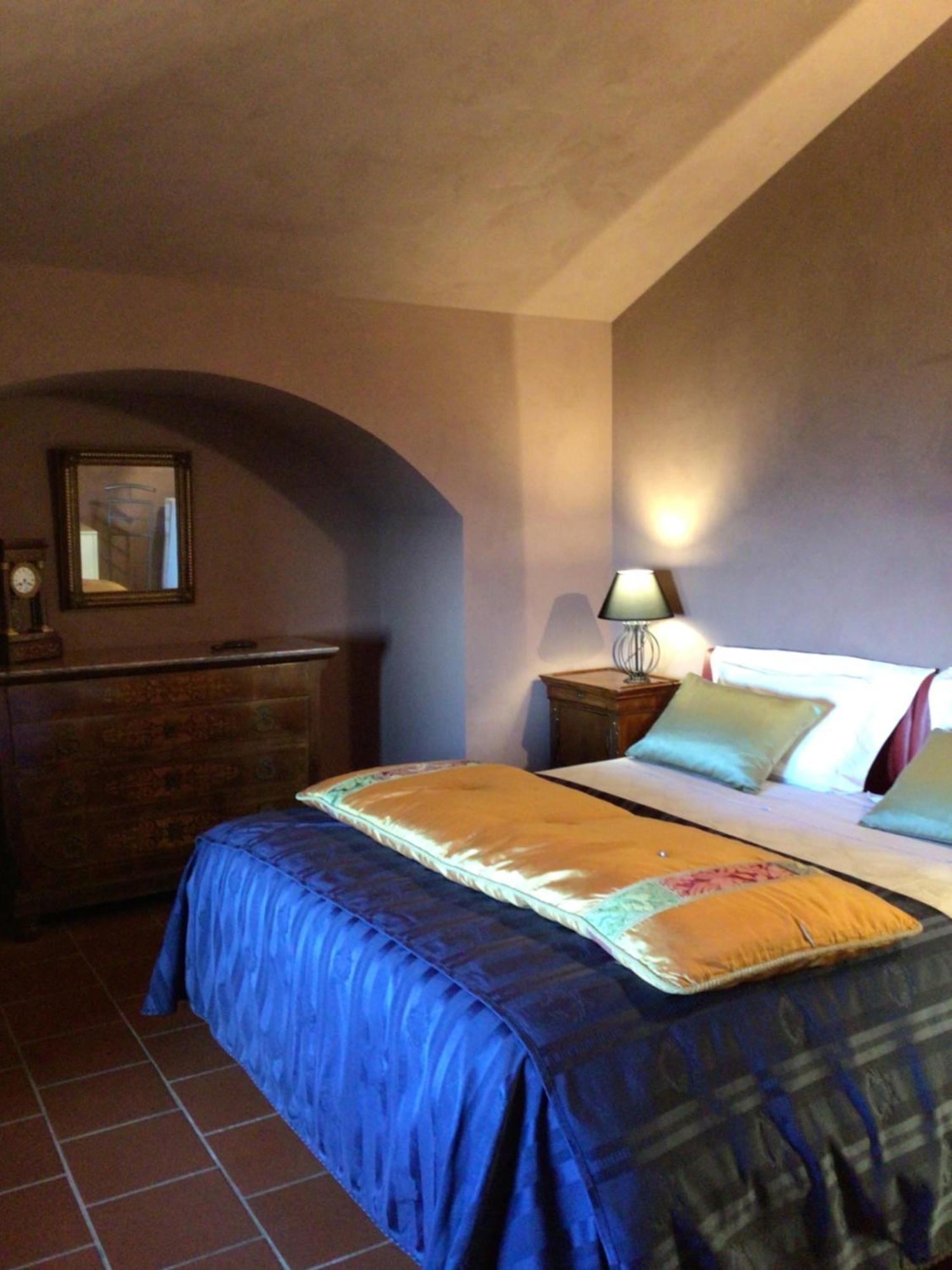 Villa Moglietta Host In Langhe Albaretto della Torre Esterno foto