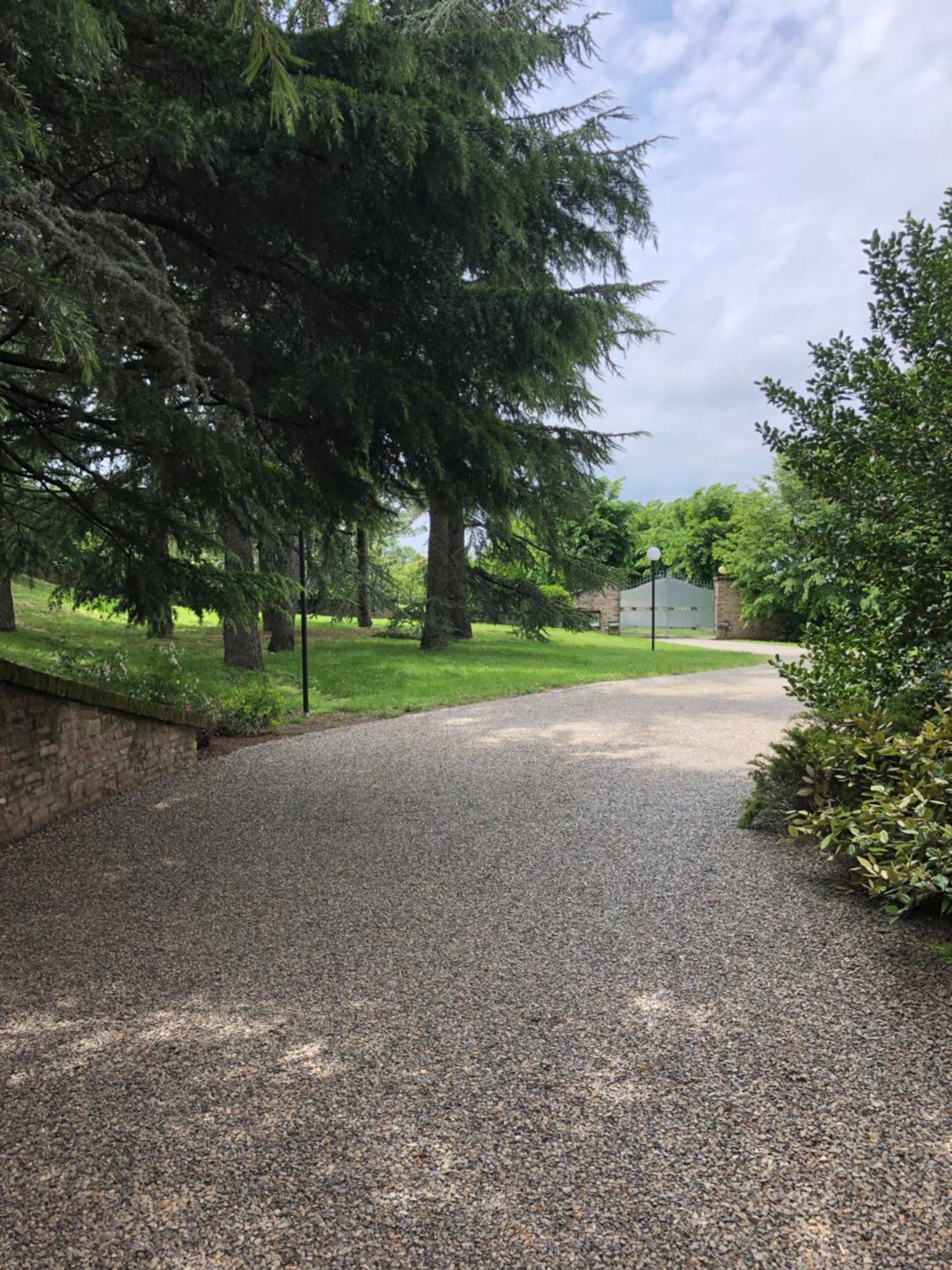 Villa Moglietta Host In Langhe Albaretto della Torre Esterno foto