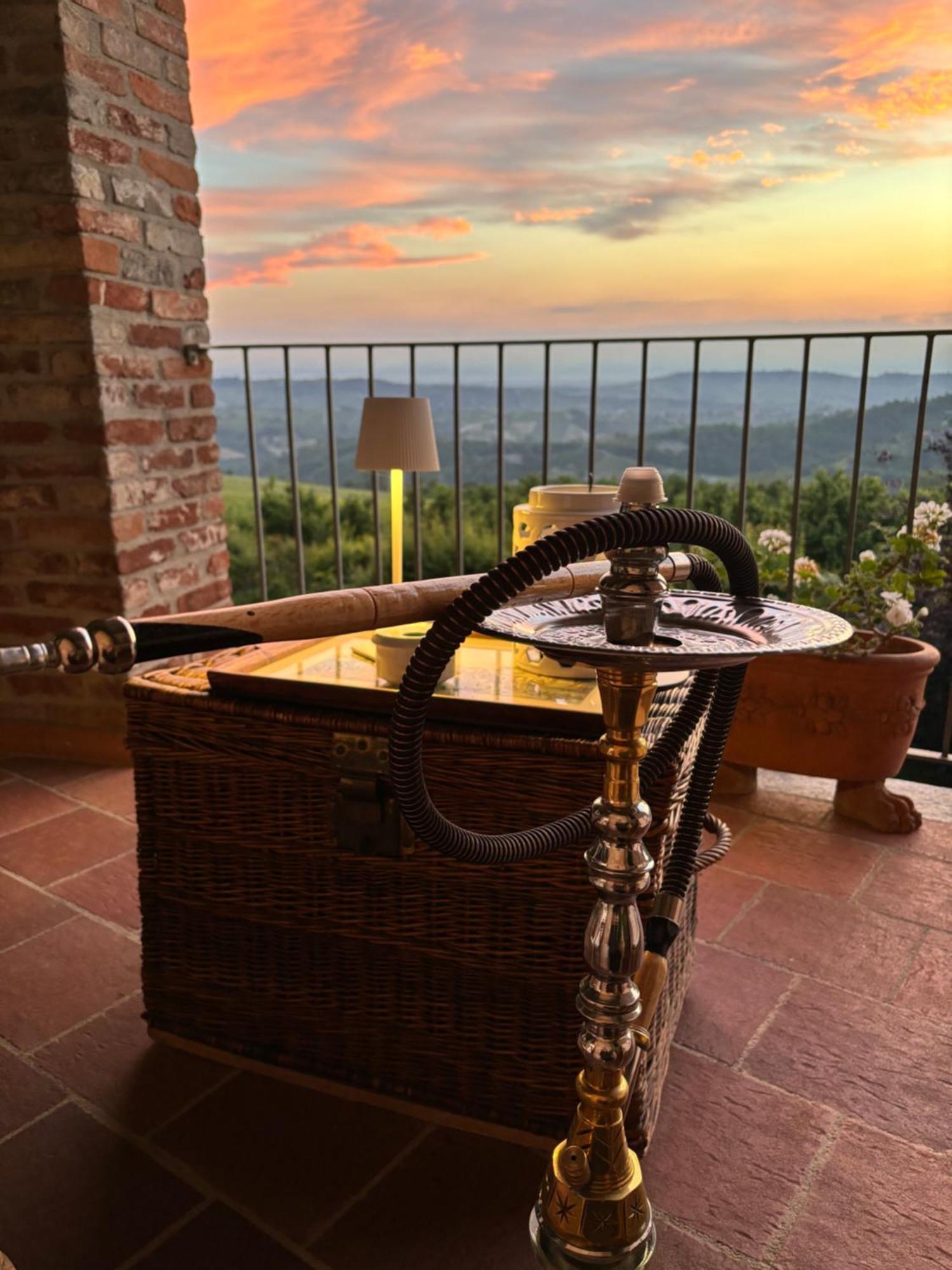 Villa Moglietta Host In Langhe Albaretto della Torre Esterno foto